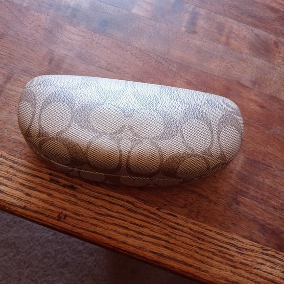 Coach signature hard shell eyeglass case - Picture 1 of 5